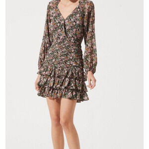 NWOT Astr The Label Floral Ruched Ruffle Floral Mini Dress Size S Party Feminine